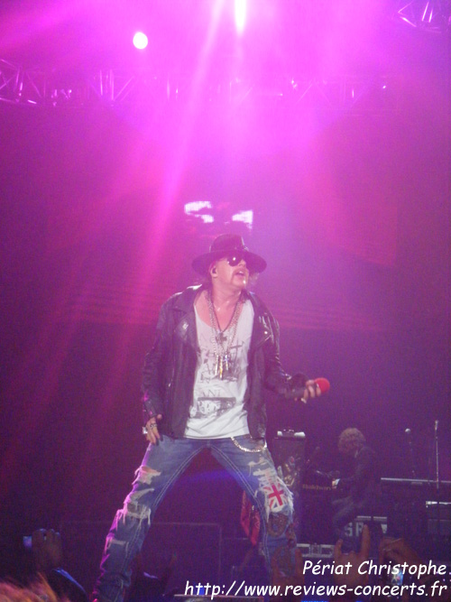 Les Guns N' Roses  la Halle Tony Garnier de Lyon le 10 juin 2012