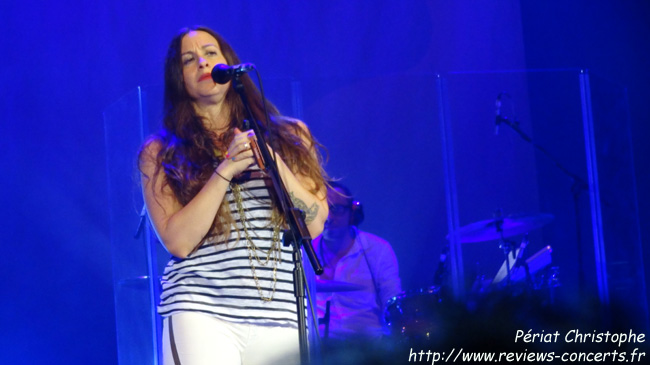 Alanis Morissette  la Halle Tony Garnier de Lyon le 8 juillet 2012