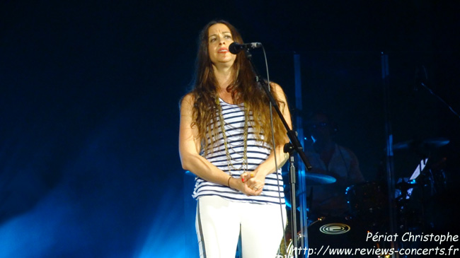 Alanis Morissette  la Halle Tony Garnier de Lyon le 8 juillet 2012