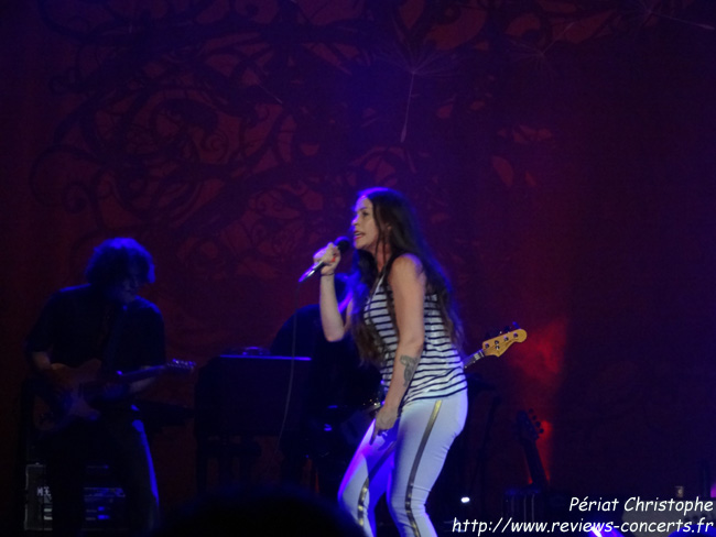 Alanis Morissette  la Halle Tony Garnier de Lyon le 8 juillet 2012