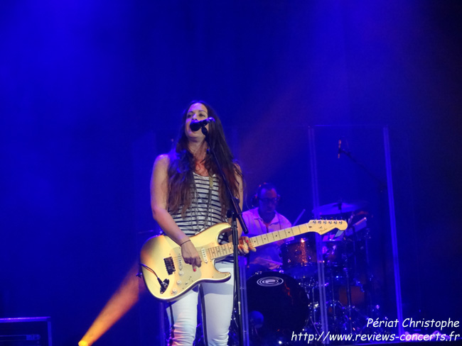 Alanis Morissette  la Halle Tony Garnier de Lyon le 8 juillet 2012