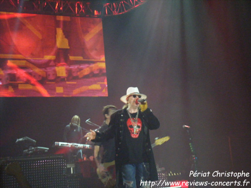 Les Guns N' Roses  la Halle Tony Garnier de Lyon le 10 juin 2012