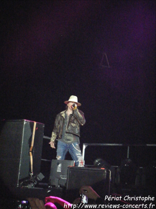 Les Guns N' Roses  la Halle Tony Garnier de Lyon le 10 juin 2012