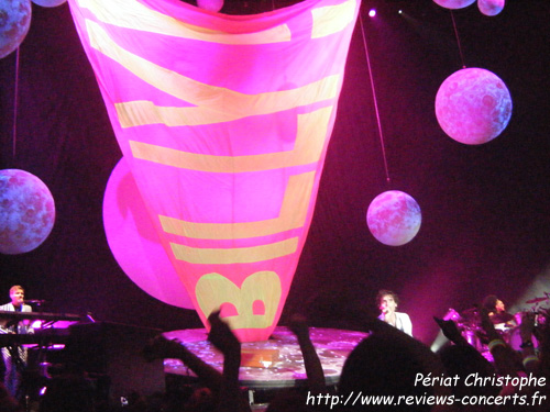 Mika au Palais Omnisports de Paris-Bercy le 26 avril 2010