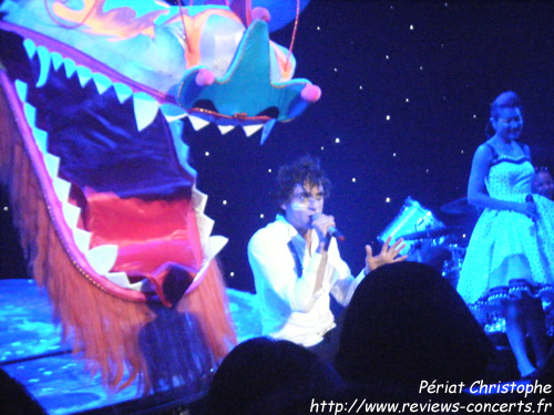 Mika au Palais Omnisports de Paris-Bercy le 26 avril 2010